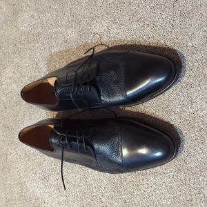 Magnanni men's dress shoes